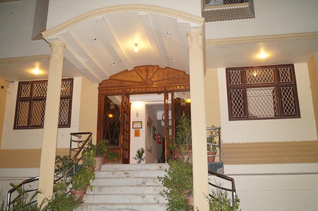 Hotel Sheela, 100m From Taj Mahal Agra (Uttar Pradesh)
