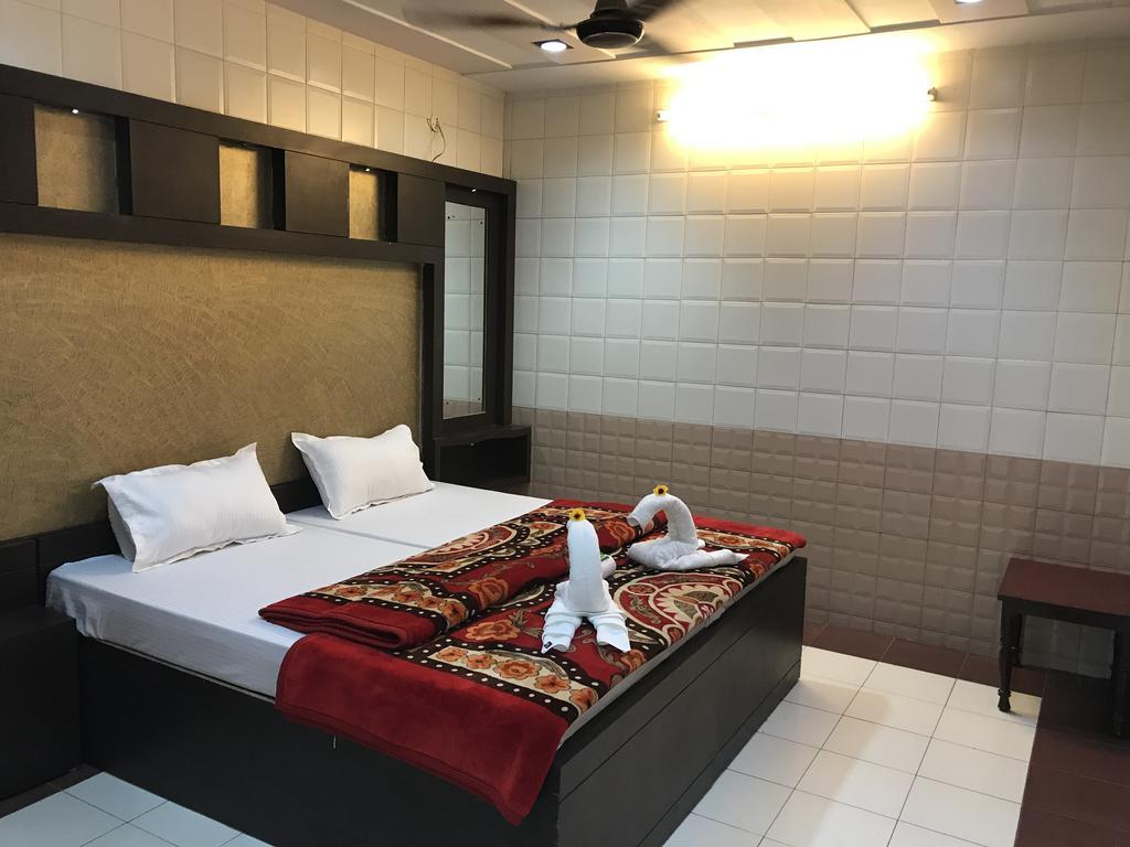 Sheela, 100m From Taj Mahal Hotel Agra (Uttar Pradesh)
